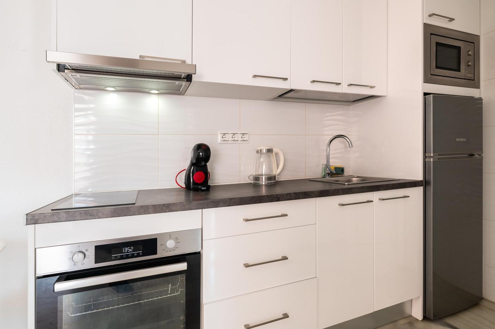 Apartamento Con Amplio Porche Y Bbq เบนัลมาเดนา ภายนอก รูปภาพ
