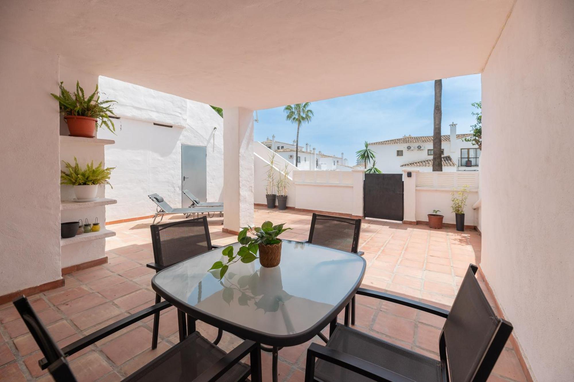 Apartamento Con Amplio Porche Y Bbq เบนัลมาเดนา ภายนอก รูปภาพ